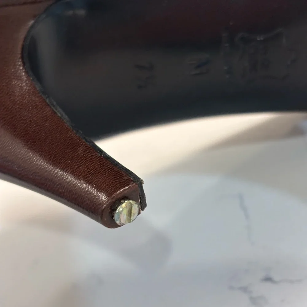 VINTAGE Yves Saint Laurent Brown Leather Heels Timeless Elegance - Picture 7 of 8